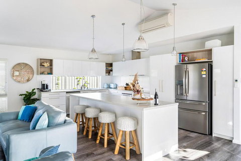 Ryze N Shine I Private Properties - Sydney Resort 3