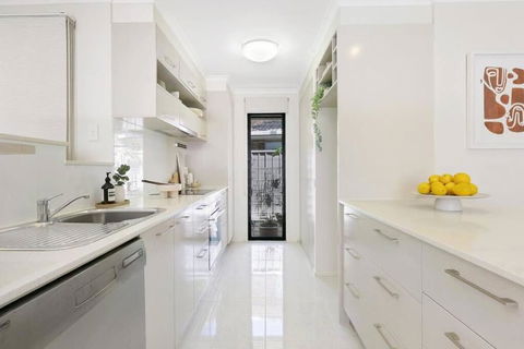 Riviera Road Miami - 4BRM Dual Villa - Accommodation Sydney 3