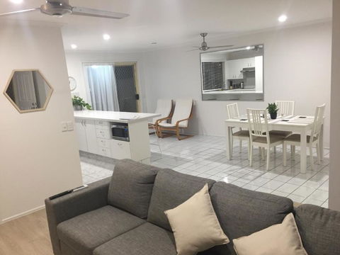 Robin Joy - Accommodation Sydney 2