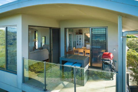 Rolling Waves 3 - Beach Access & Pet Friendly! - Sydney 4u 2