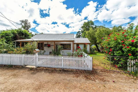 Rose Cottage Nannup - Sydney 4u 0