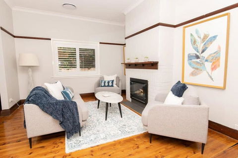 Rose Hill On Hamer, 1940s Charming Cottage Near Cook Park - Sydney 4u 2