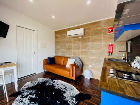 Rose Quartz - 1 Bed With Mountain Views - Kundalini Lodge - Accommodation Sydney 3