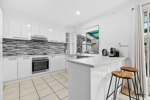 Rosella Rise! - Sydney 4u 1