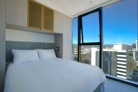 Rundle Retreat - 2BR Apartment With Stunning Views - Sydney 4u 1