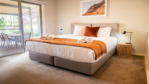 RUST - Sydney Resort 3