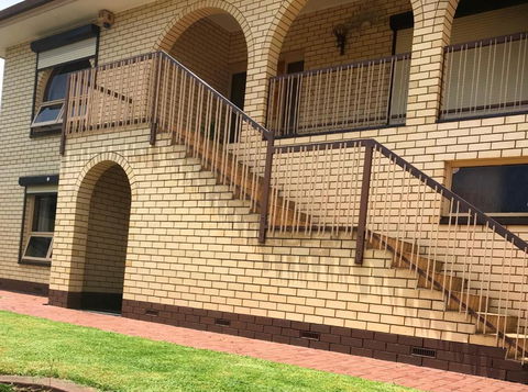 SA House - Sydney 4u 1