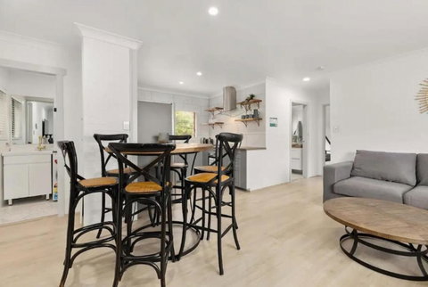 Sage On Bowen - Accommodation Sydney 0