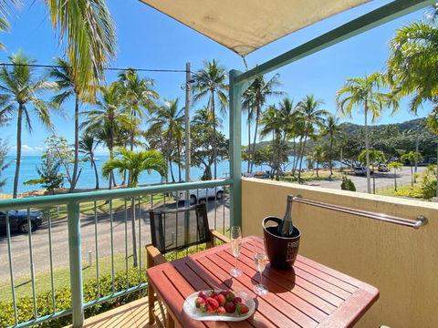 Sails On Horseshoe Apartment 4 - Accommodation Sydney 2