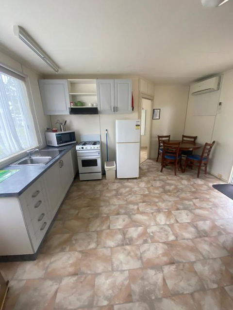 Sale Caravan Park - Sydney 4u 0