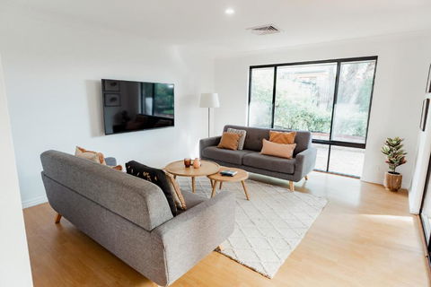 Salhus - Sleep In King Beds & Easy Walk To Town - Sydney 4u 1