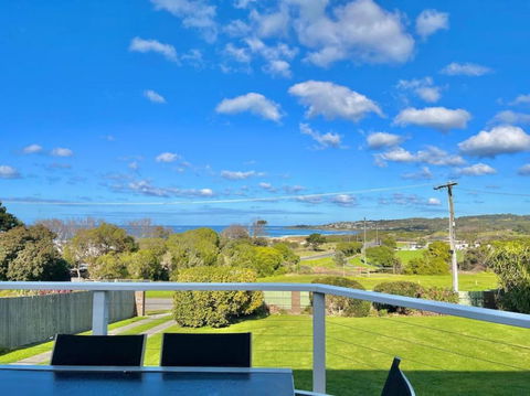 Saltwater Haven - Pets Welcome. Wifi. Amazing View - Accommodation Sydney 0