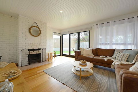 Salty Escape - Accommodation Sydney 1
