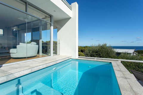 Salty Kiss I Private Properties - Accommodation Sydney 2