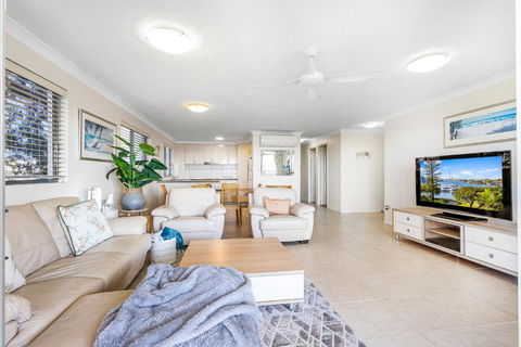 Salty Kisses @ Riverdance - 3 Bedroom Apartment - Accommodation Sydney 0