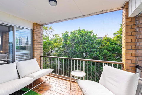Salty Sea Breeze Apartment 500m To Waters Edge - Accommodation Sydney 3