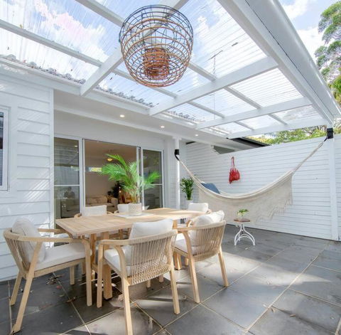 SALTY SNOOZE - Your Coastal Holiday House - Sydney 4u 0