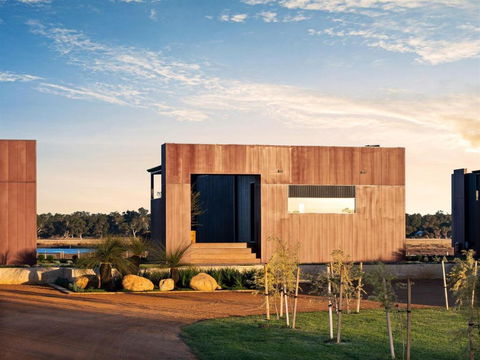 Samphire Chalet Peppermint - Accommodation Sydney 0
