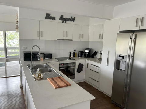 Sanctuary On Toagara With Spa And Heated Pool - Accommodation Sydney 1