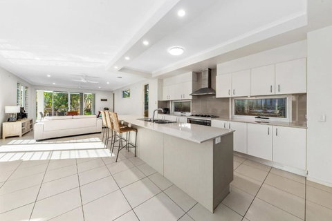 Sand And Sea Beach House - Accommodation Sydney 3