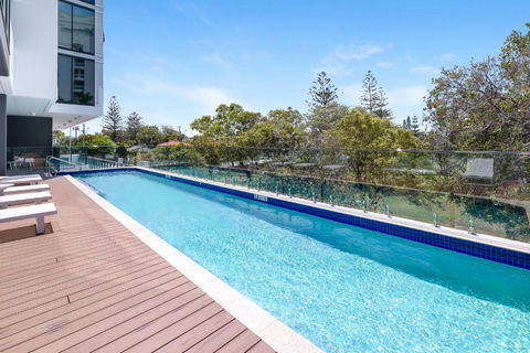 Sandbar Burleigh - Sydney 4u 2