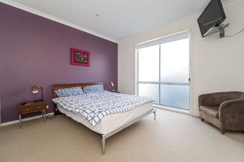 Sandpiper 5 - Close To Town And Beach - Sydney Resort 2