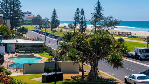 Sandrift Beachfront Apartments - Sydney 4u 1