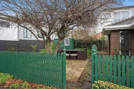 Sandy Bay Cozy Cottage Close To CBD - Sydney 4u 3
