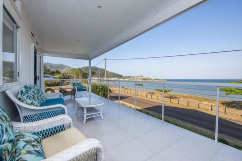 Sandy Decks - Accommodation Sydney 0