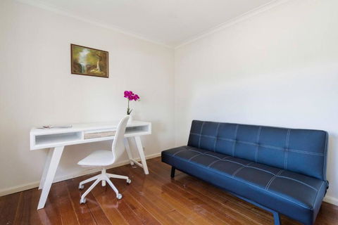 Seaford Escape - Simple Comforts, Perfect Location - Sydney 4u 2