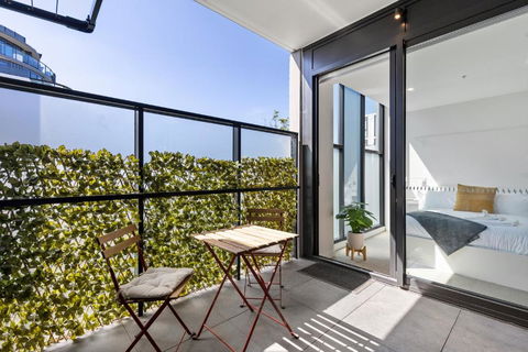Spacious & Bright Apt Near Major Hospital Precinct - Sydney 4u 2