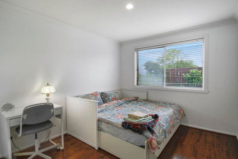 Spacious Seabrook Hideaway Near The Bay - Sydney 4u 3