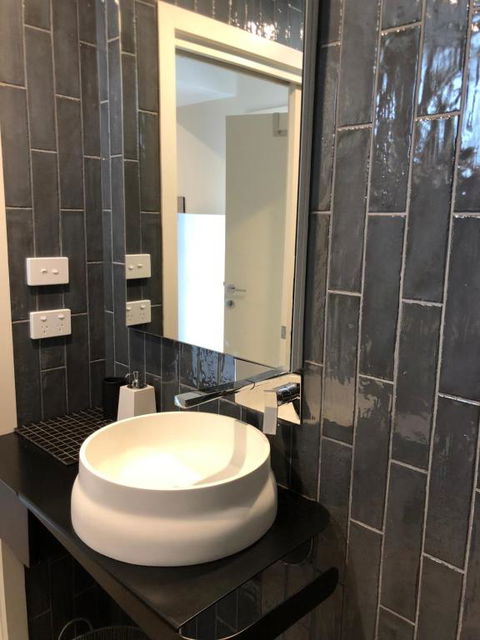 STUDIO RETREAT BY THE BEACH - Accommodation Sydney 2