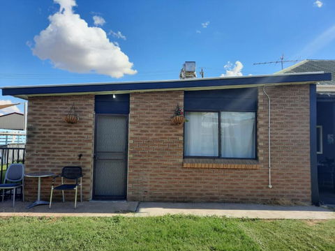Sunshine Gardens Bourke Resort - Sydney 4u 3