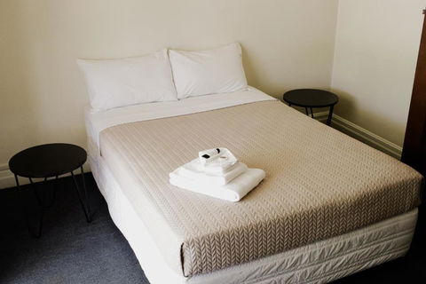 The Australian Hotel St George - Sydney 4u 2