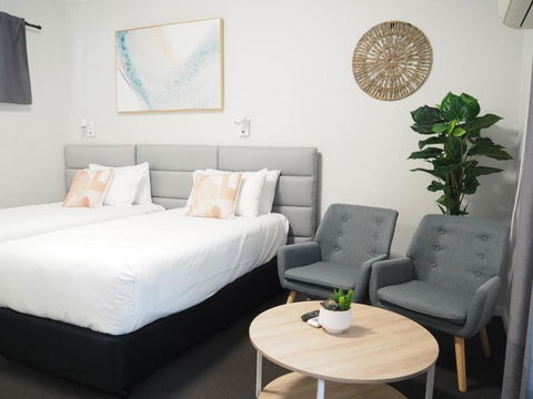 The Esplanade Motel - Sydney 4u 2