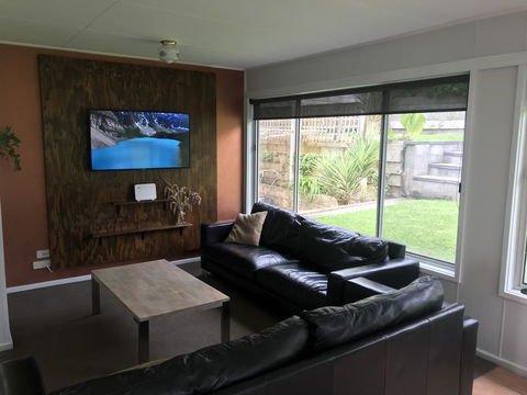 BEACHPOINT COTTAGE - Sydney 4u 1