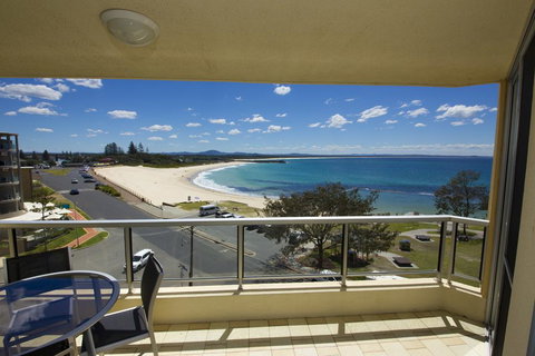 Beachpoint, Unit 401, 28 North Street - Sydney Resort 1