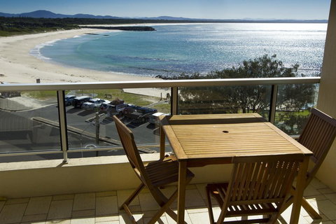 Beachpoint, Unit 402, 28 North Street - Sydney Resort 2