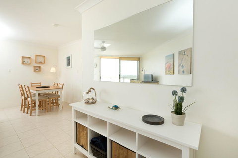 Beachpoint, Unit 501, 28 North Street - Sydney Resort 3