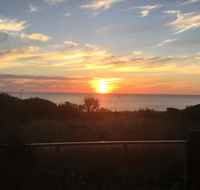 Beachside Apartments Bonbeach - Sydney 4u