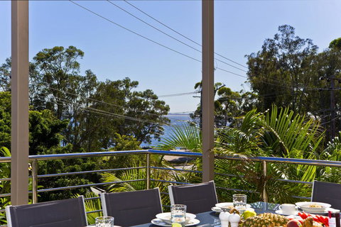 Beachside Haven - Your Perfect Oasis Home - Accommodation Sydney 3
