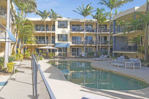 Beachside Holiday Apartments - Accommodation Sydney 3