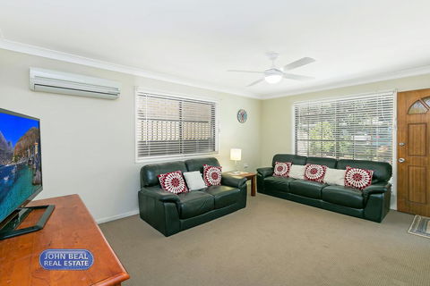 Beachside Holiday Home - Sydney 4u 3
