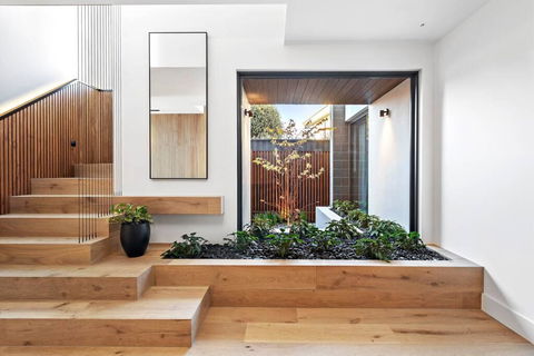 Beachside Lane - On The Beach, Water Views - Sydney 4u 3