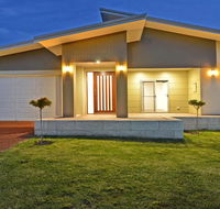Beaufortia Views - Sydney 4u