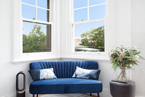 Beautiful Studio In Heritage Building With Balcony - Accommodation Sydney 2