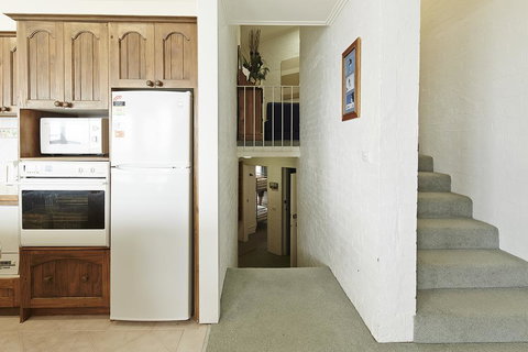 Beehive 14 - Accommodation Sydney 1