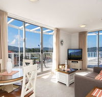 Bella Mare - 2 Bedroom Ocean View Terrace Apt - Sydney 4u