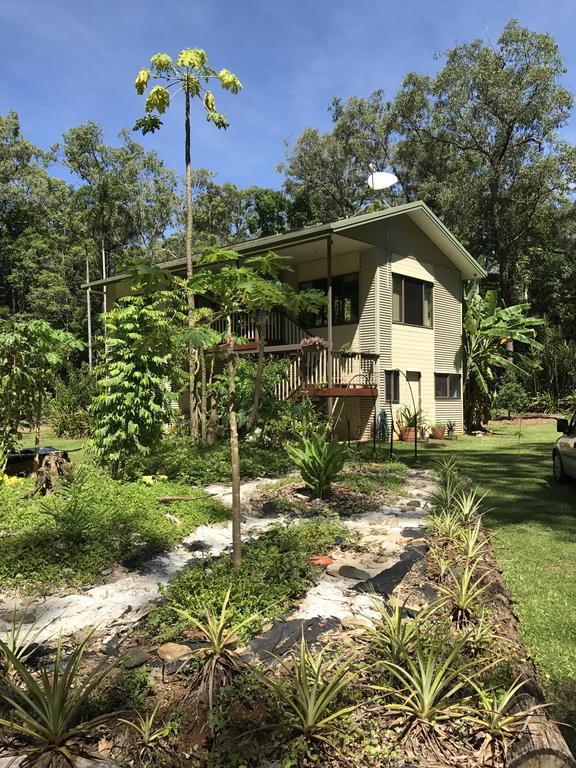 Cow Bay QLD Sydney 4u